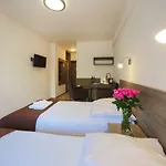 Otel Hotel***nat Zdroj 3*